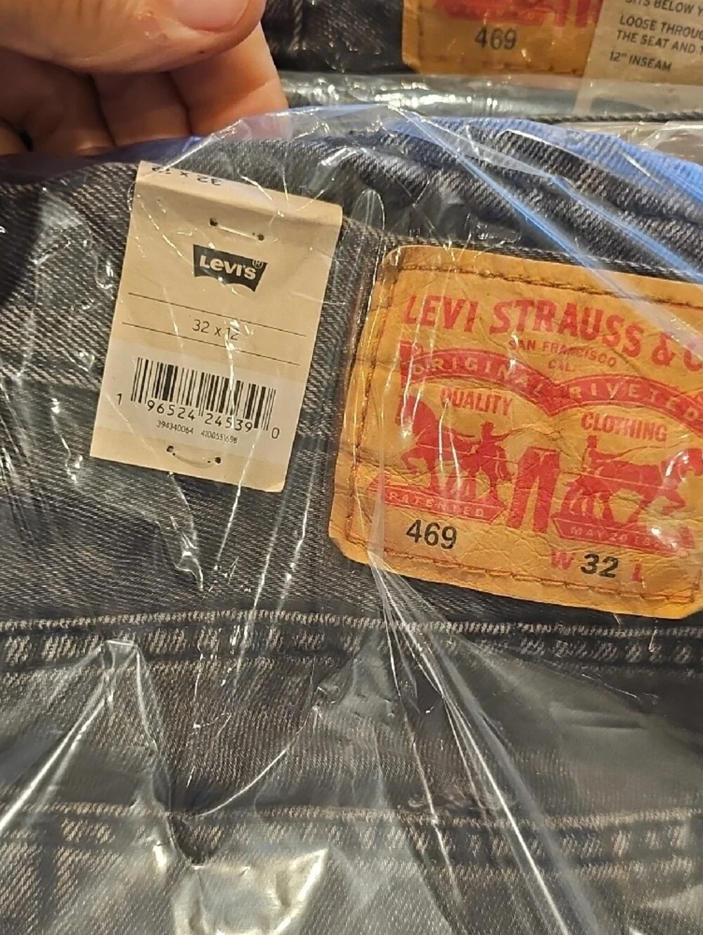 Levi's Men's 469 Loose 12